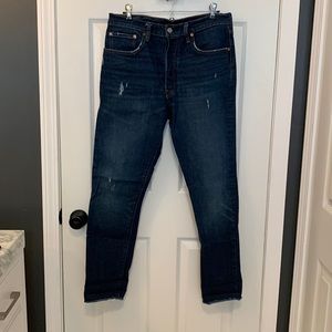 Levi’s 501 skinny, distressed dark wash, sz 31